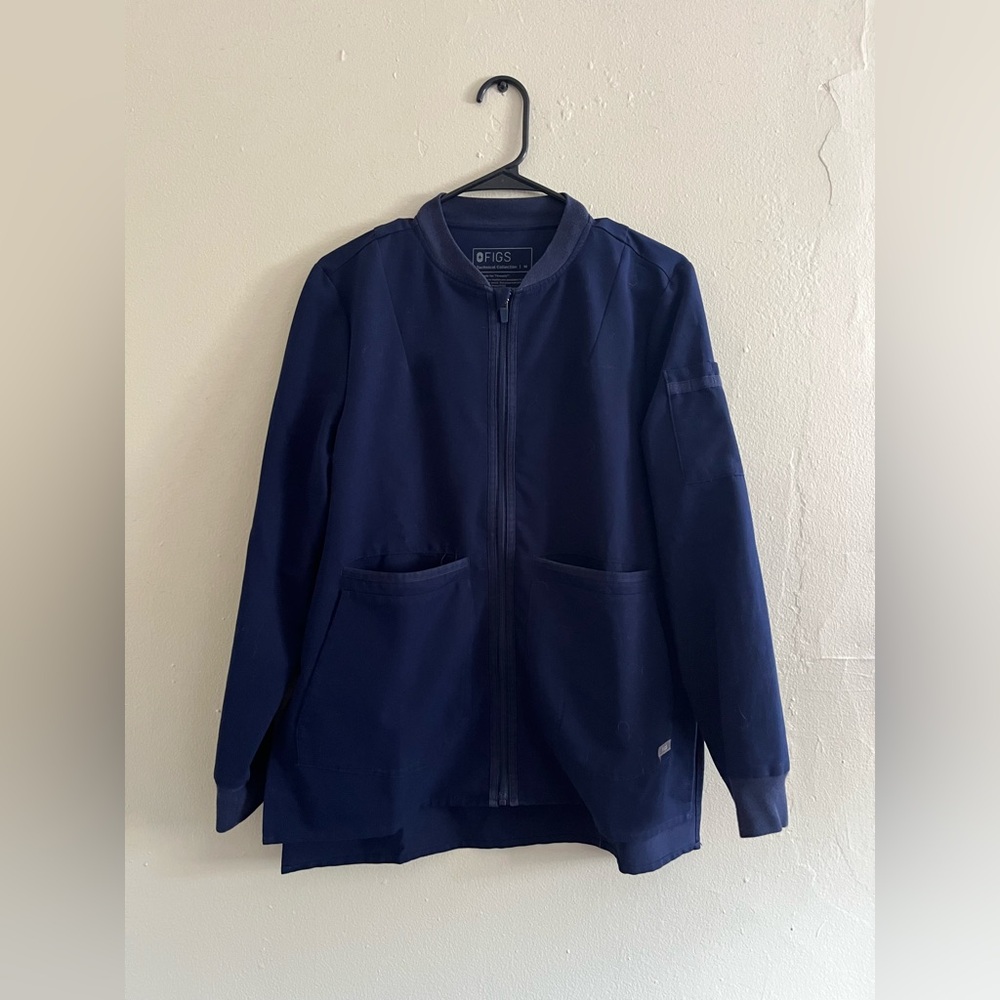 Figs Scrubs Jacket in Navy Blue